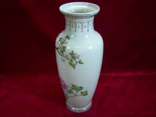 1920s famile rose vase (Qian Long Mark) g2983  