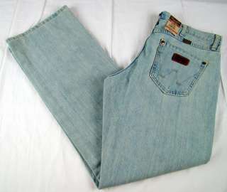 Mens Western Wrangler Retro Boot Cut Premium Patch Jeans NWT 30 x 30 $ 