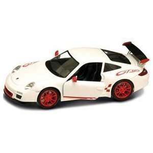   Rs White With Red Skirts 1/24 by Road Signature 24213 Toys & Games