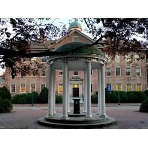 North Carolina Tar Heels The Old Well and South Building Canvas Photo 