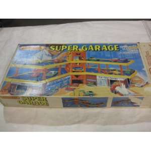   SUPER GARAGE WITH Operational ELEVATOR TOWER 1979 Toys & Games