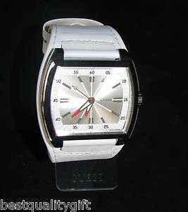 GUESS MENS POLISHED SILVER WHITE LEATHER CUFF WATCH U75001G1 NEW 