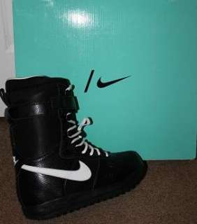 Nike ZOOM FORCE 1 Snowboard Boots NEW Size 8.5 Black/White  