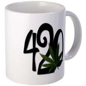  Creative Clam Its 420 Somewhere Marijuana Pot Leaf 11oz 
