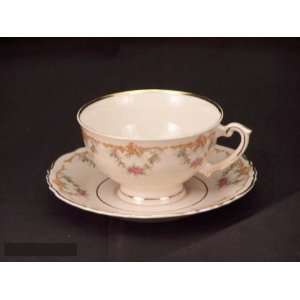  Syracuse Wardell Cups & Saucers