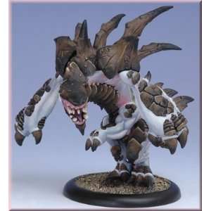    Legion of Everblight Carnivean Heavy Warbeast Toys & Games