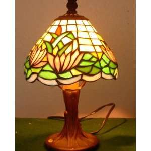  Stained glass floral lamp