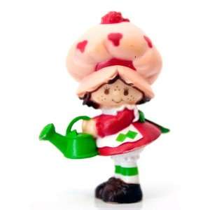   Strawberry Shortcake Mini with Watering Can Kenner 1982 Toys & Games