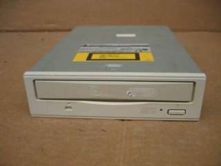 Apple AppleCD 600i 4x CD ROM Drive SCSI 50 Pin 678 0065  