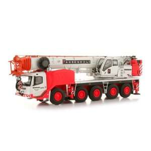  TWH COLLECTIBLES 090C 01330   1/50 scale   Construction 