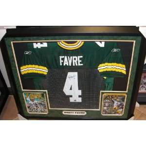 Brett Favre Autographed Uniform   Authentic  Sports 