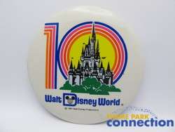 Walt Disney World 1981 Vintage 10th Anniversary Castle Logo Button Pin 