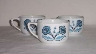 Berggren Norwegian Blue Small Cups Set of 3 Snack Plates Folk Art Mint 