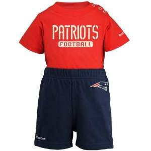 Reebok New England Patriots Infant Red Navy Blue Crew Creeper & Shorts 