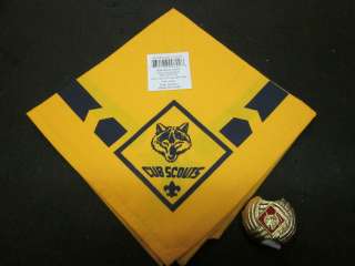 CUB SCOUT NECKERCHIEF AND SLIDE ( NEW ) WOLF  