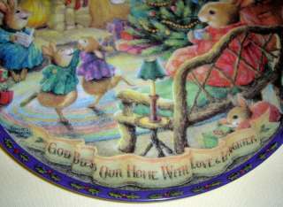Susan Wheeler Christmas Comes To Primrose GOD BLESS OUR HOME Plate Bx 
