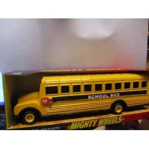  Die Cast School Bus 11 Toys & Games