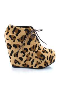  Platform Lace up Almond Toe Wedge Ankle Boot Bootie 6.5 us Camilla 1