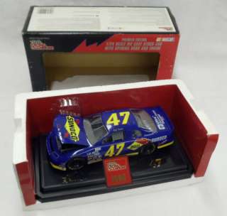 Nascar 1/24 Die Cast Stock Car w Opening Hood & Engine  