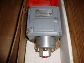 CCS Pressure Switch 604G2, NIB  