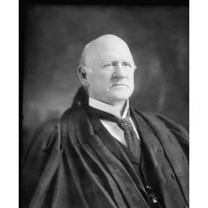    between 1905 and 1945 Harlan, Chief Justice