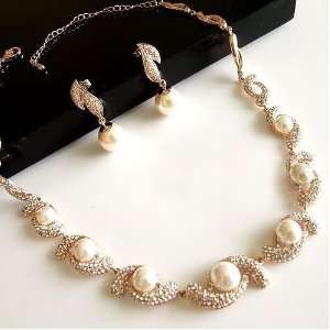 CET Domain SZ16 17 HOOK Gold diamond Pearl Necklace & Earring Set for 