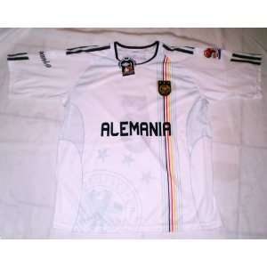  MENS GERMANY ALEMANIA SOCCER JERSEY SIZE LARGE BY GOOLMAS 