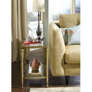  The Elipse Chairside Table