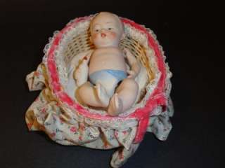 ANTIQUE BABY DOLL WICKER CRIB BED MINIATURE DOLLHOUSE 5 1/2 BY 4 1/2 
