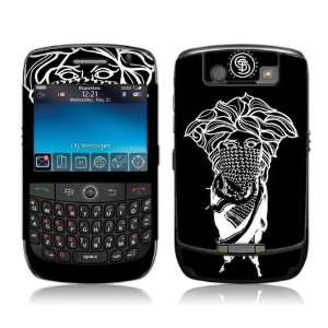   BlackBerry Curve  8900  Crooks & Castles  Medusa Skin Electronics