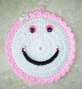 SMILEY FACE POTHOLDER WALL HANGING, Crochet, PINK FOR BABY GIRL 