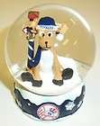 NEW YORK YANKEES HOLIDAY WATER GLOBE NEW IN BOX