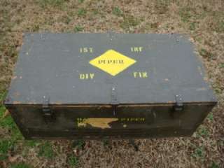   DATED & IDD 1ST INFANTRY DIVISION OFFICERS FOOTLOCKER TRUNK  