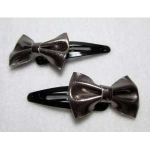  NEW Small Dark Bronze Bow Snap Clips, Limited. Beauty