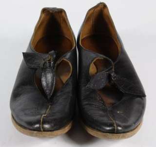   Vintage Hand Sculpted Black Leather Wooden Kitten Heel Flats 7.5