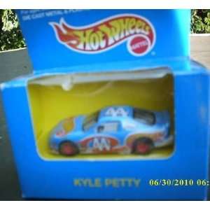 Hot Wheels #44 Kyle Petty 1996 