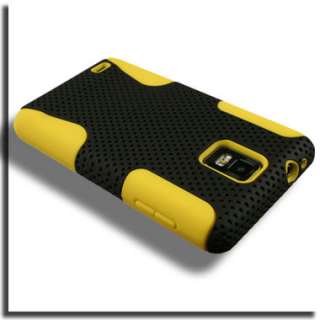Color and pattern Black Hard Outer Shell and Yellow Inner Silicone 