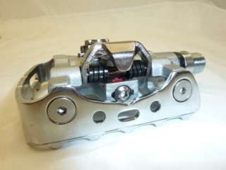 2011 Shimano SPD PD M324 Pedals MTB pedal NEW  