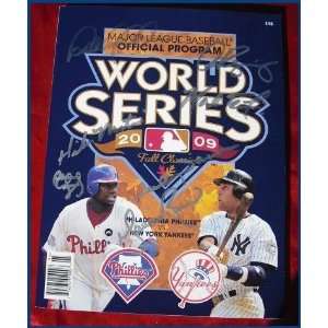 2009 World Series Program Signed by 7 New York Yankee   Autographed 