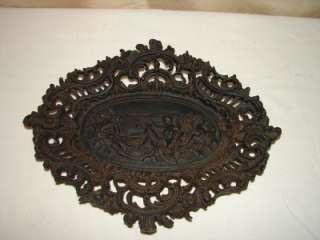 VTG/ANTIQUE BLACK CAST IRON ART TRAY FOOTED MARKED IRON ART  LB 59 