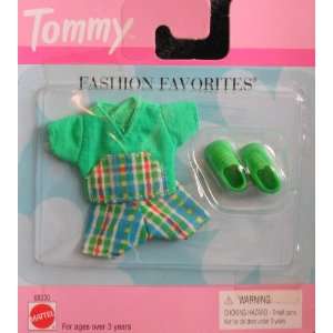     Green & Plaid Adorable & Cute Fashions (1999) Toys & Games