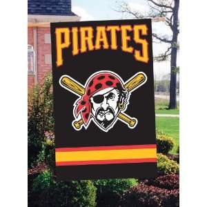  Pittsburgh Pirates Appliqued Banner Flag Patio, Lawn 