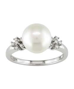   Freshwater Pearl and Diamond Accent Ring (9 10 mm)  