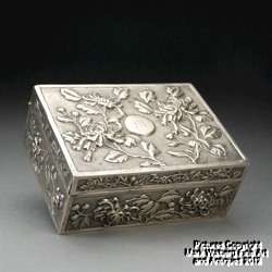 Chinese Export Silver Presentation Box, Repoussé Chrysanthemum Design 