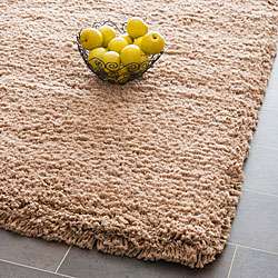 Hand woven Solo Taupe Shag Rug (5 x 8)  