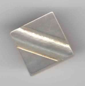Shell Diamond Shape Button MP09  