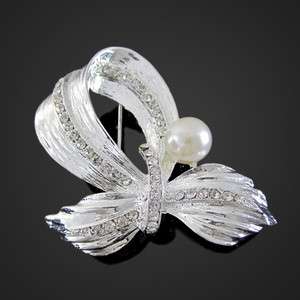 Simple and elegant silver faux pearl Crystal brooch 262  
