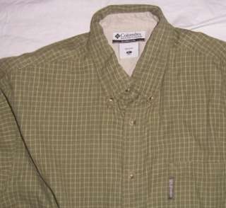 Mens Columbia Long sleeve Button down shirt Green XL X large $.99 