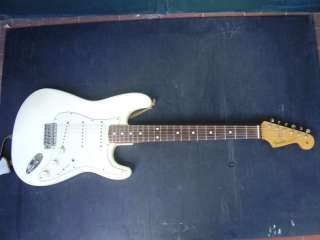 Chitarra fender stratocaster riedizione 62 a Como    Annunci