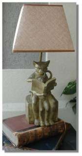 Mother Cat & her Kitten Reading w Magnify Glass Table Lamp end side 